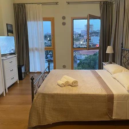 Baia Di Ognina Bed & Breakfast
