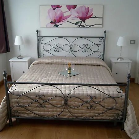 Baia Di Ognina Bed & Breakfast Aeroporto di Catania Fontana Rossa